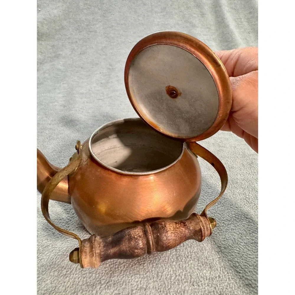 Vintage Copper Tea Kettle Brass‎ Handle Wood Grip Stovetop Decorative Teapot
